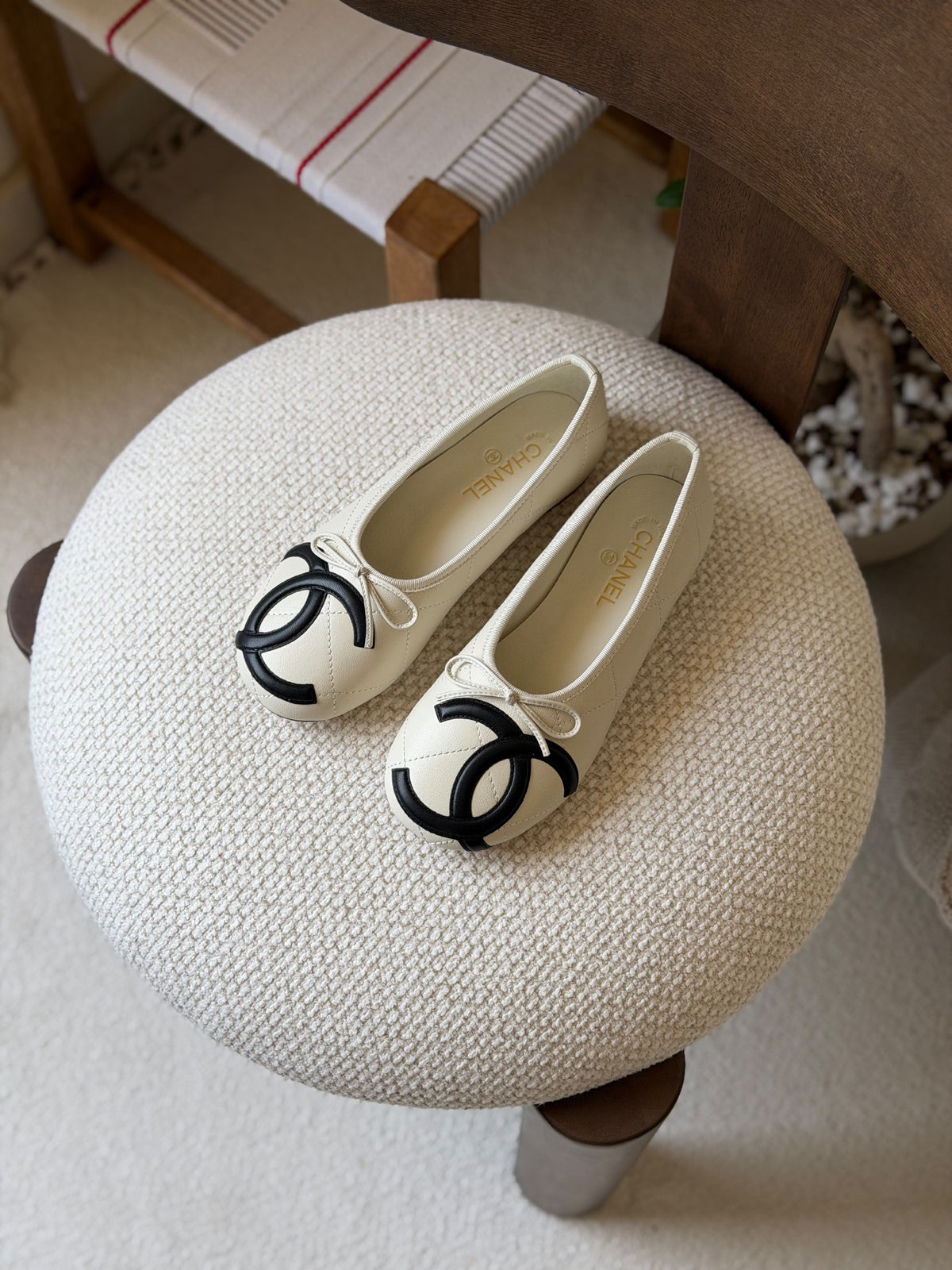 Chanel Slippers - Beige