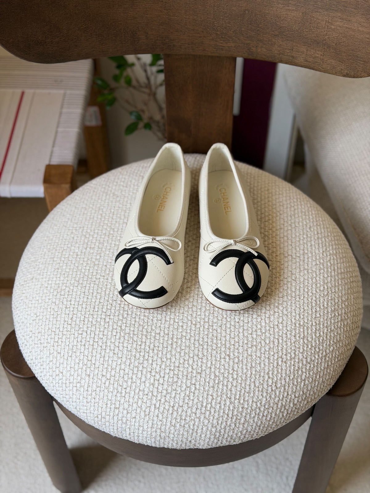 Chanel Slippers - Beige