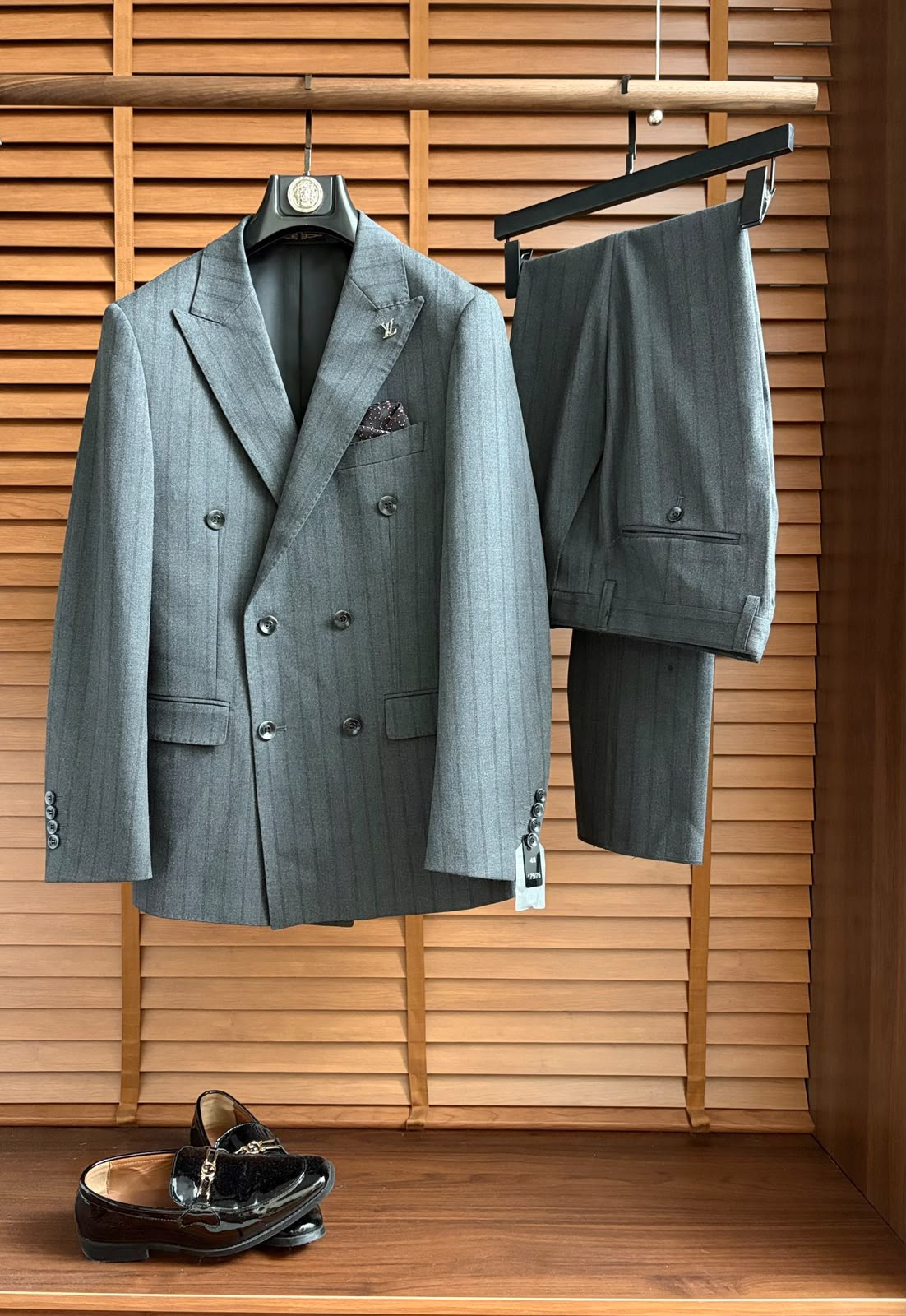 Louis Vuitton Set - Grey