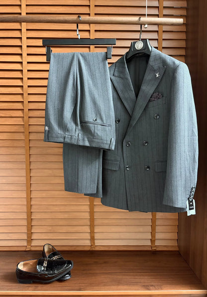 Louis Vuitton Set - Grey