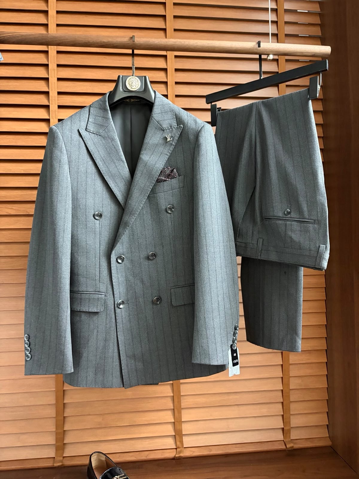 Louis Vuitton Set - Grey