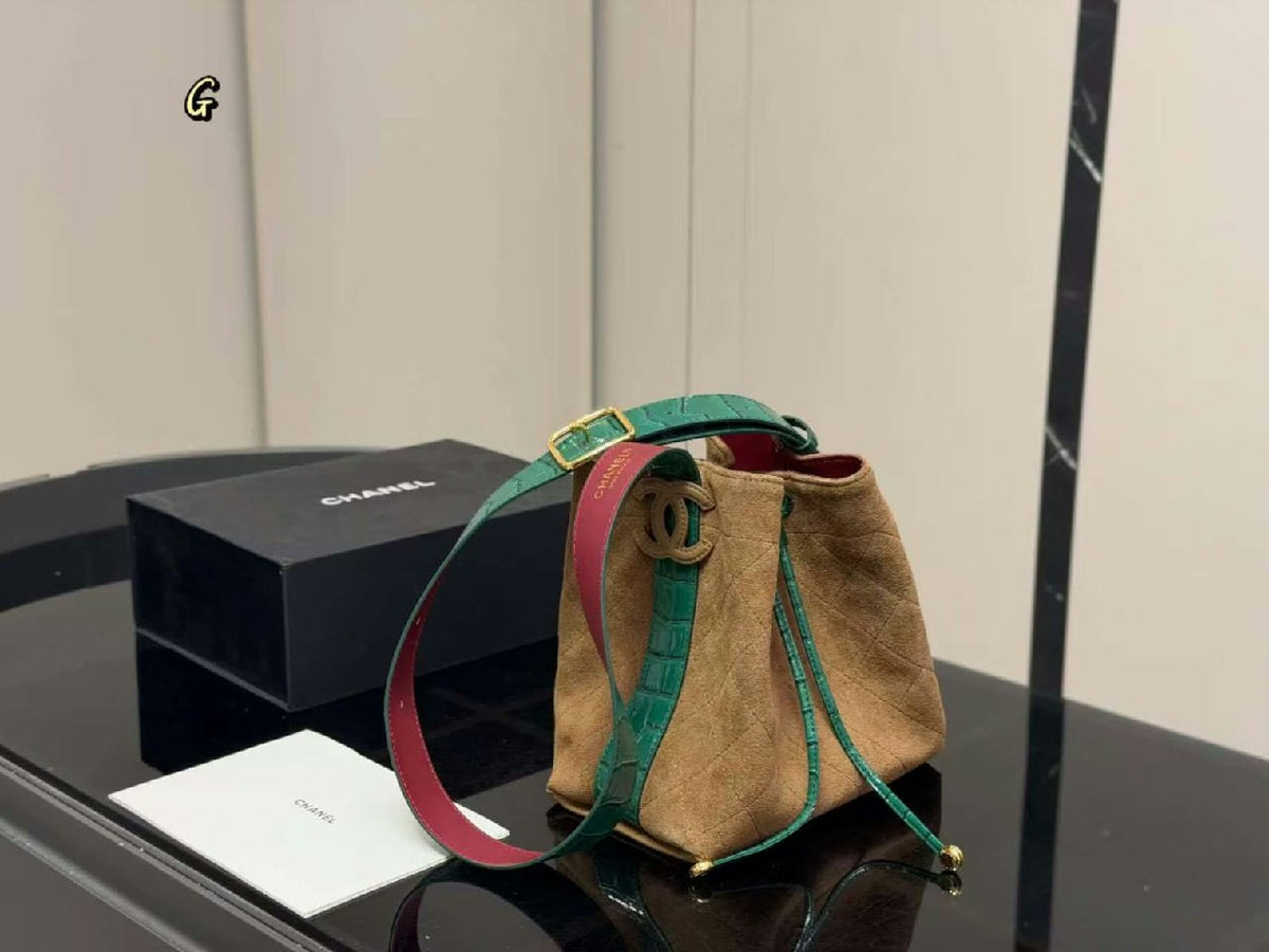 Chanel Shoulder Bag - Tan & Green