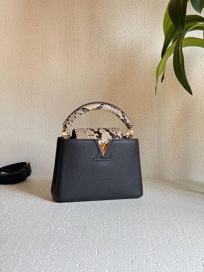 Louis Vuitton Hand Bag - 