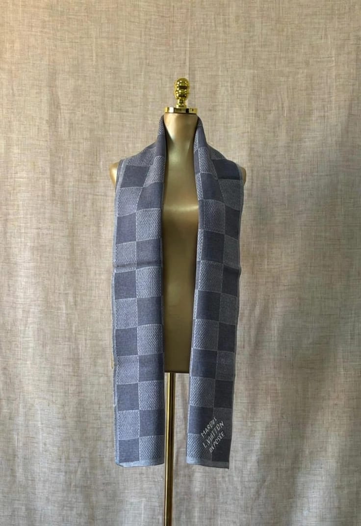 Louis Vuitton Scarf - Grey