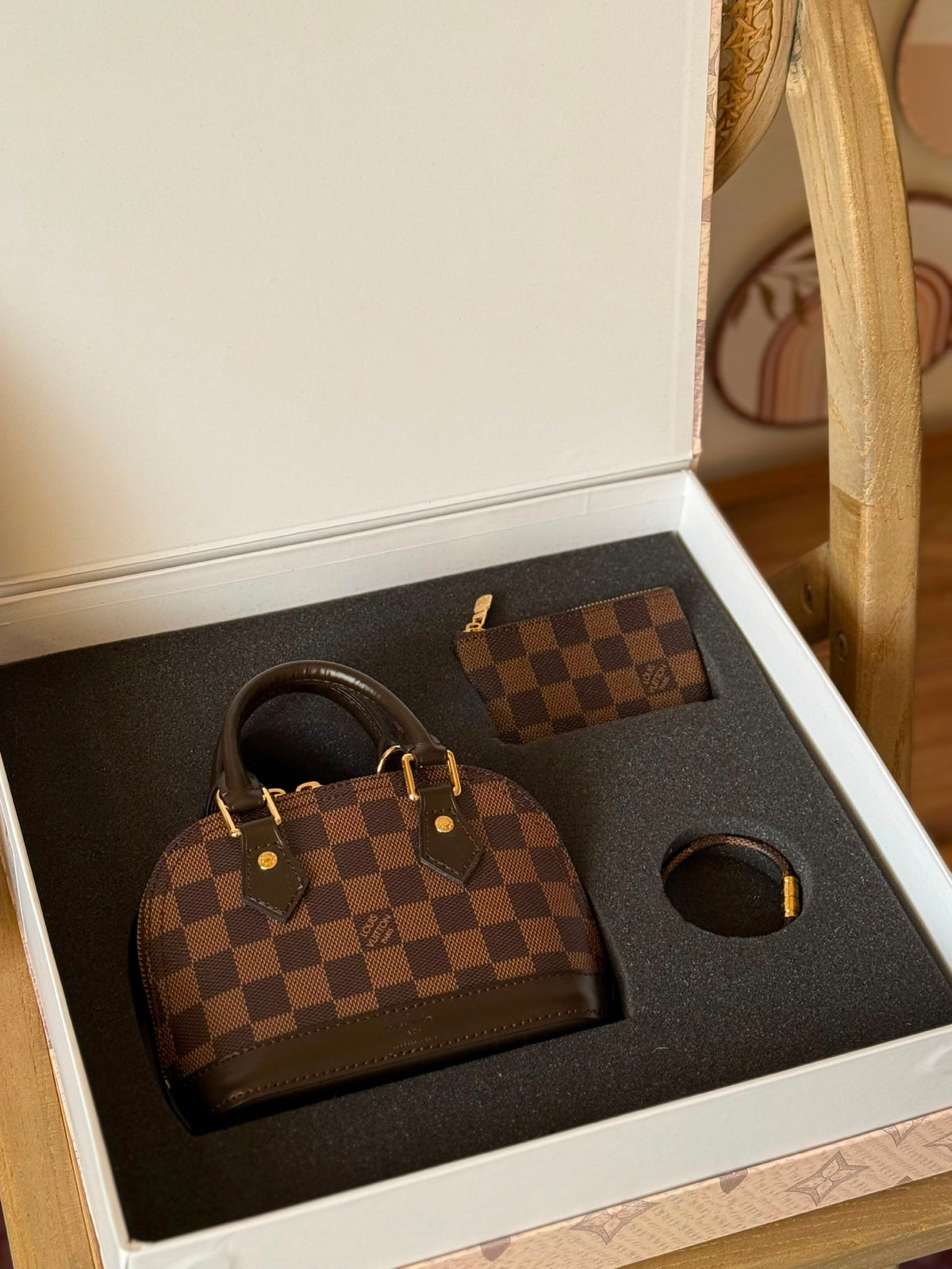 Louis Vuitton Alma Handbag - Brown