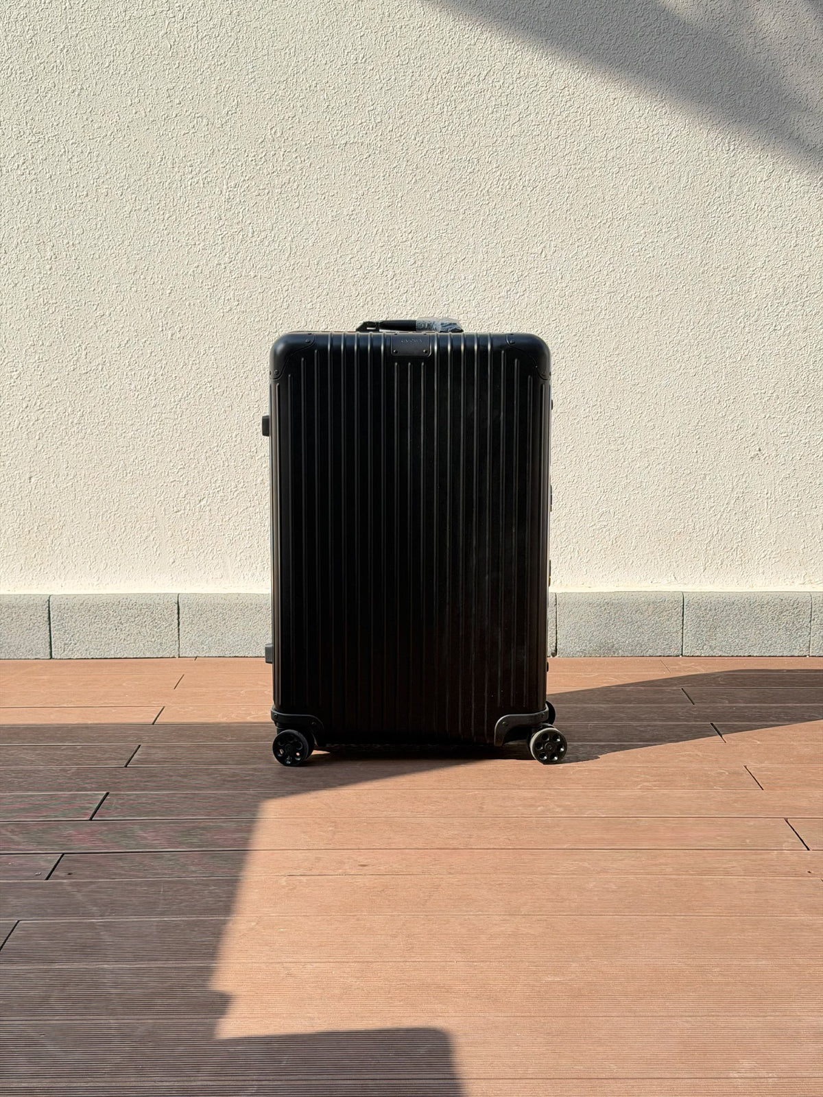 Rimowa Suitcase - Black