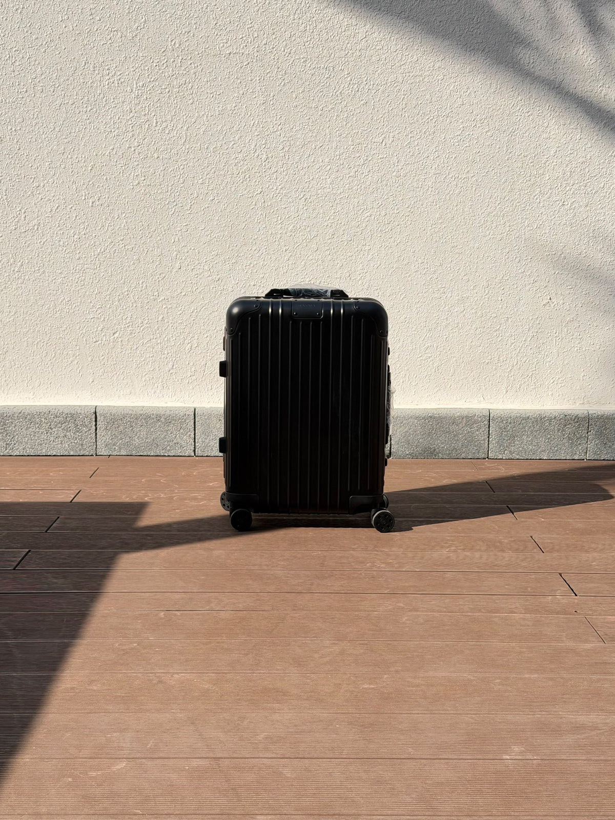 Rimowa Suitcase - Black