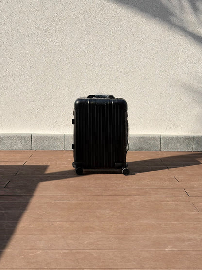 Rimowa Suitcase - Black