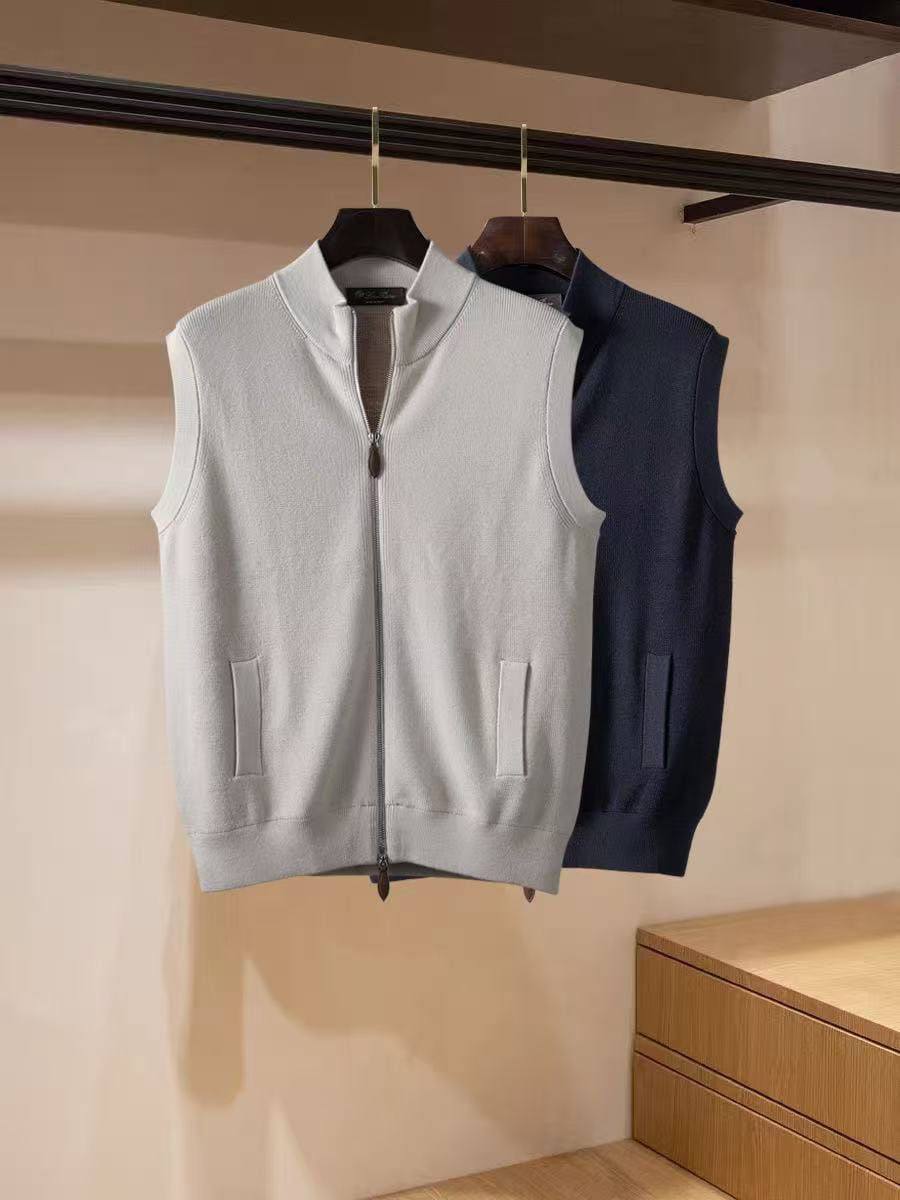 Gucci Vest - White