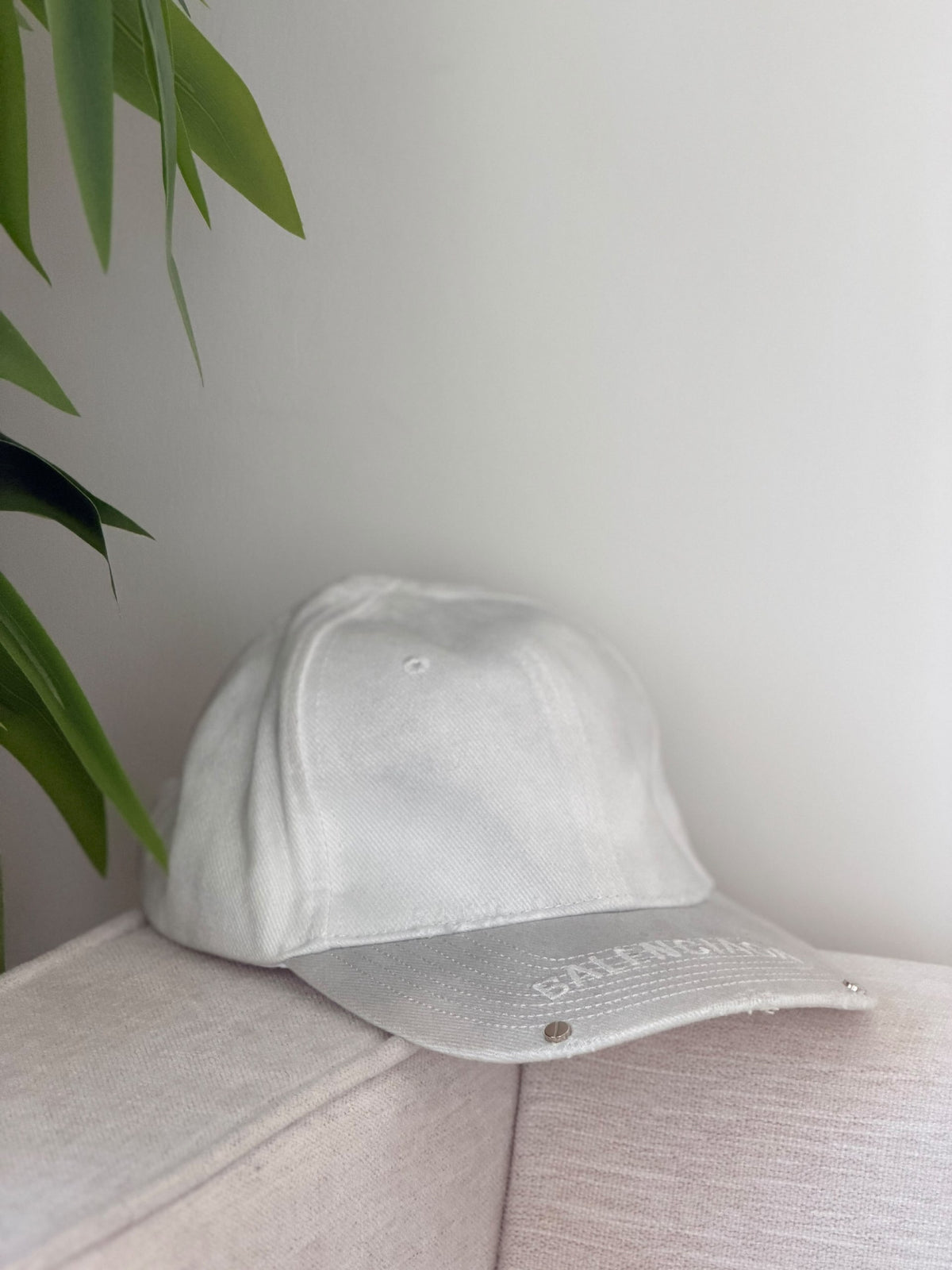 Balenciaga Brim-Logo Cap - White