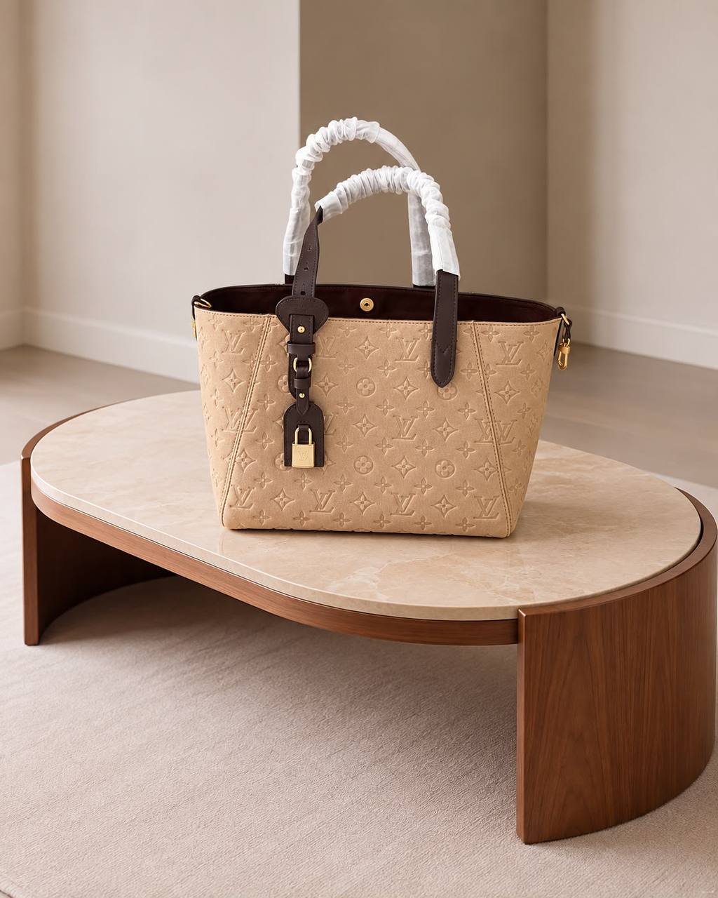 Gucci Shoulder Bag - 