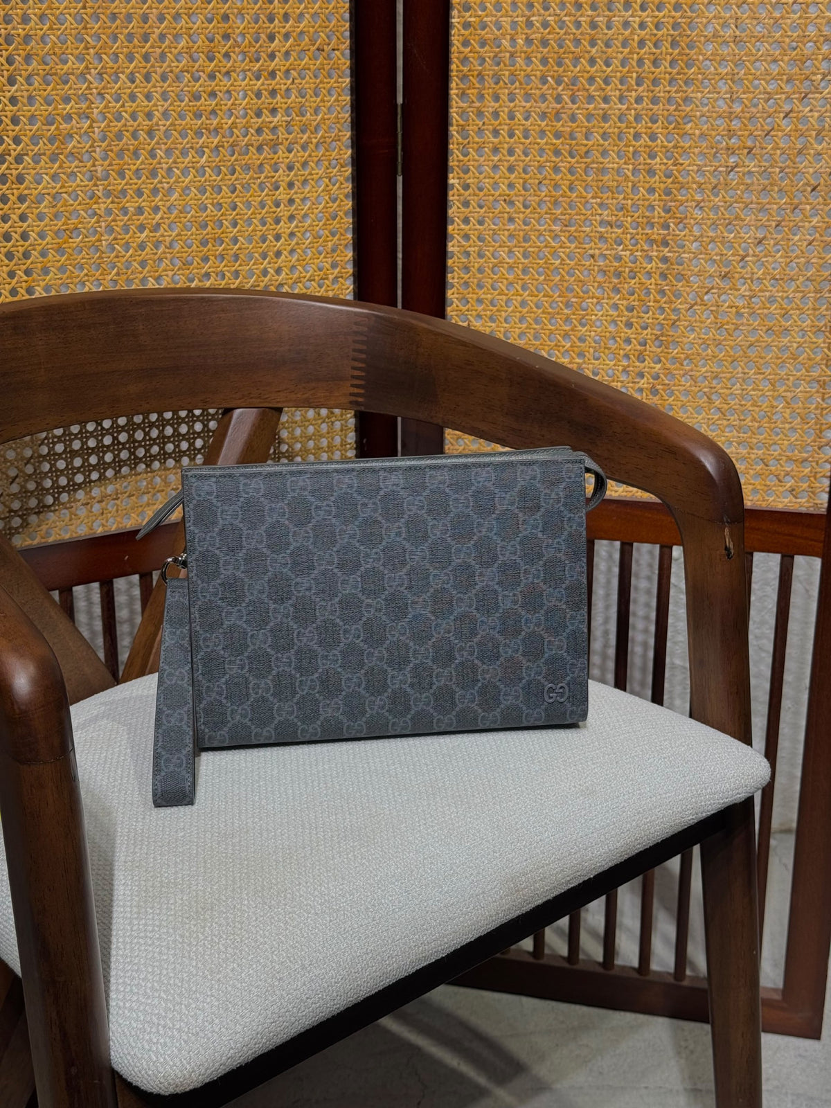 Gucci Clutch Monogram Wristlet - Grey Monogram