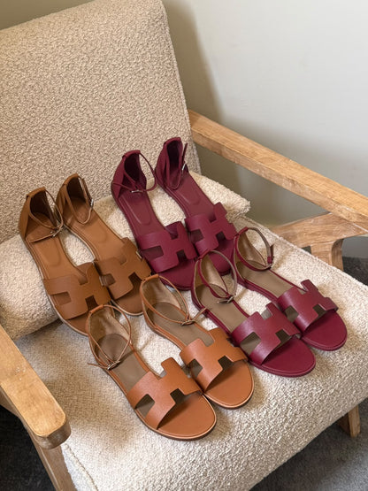 Hermes Slippers - Burgundy