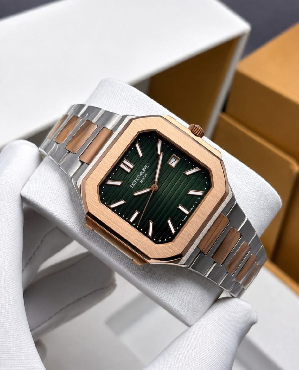 Patek Philippe Nautilus Watch - 