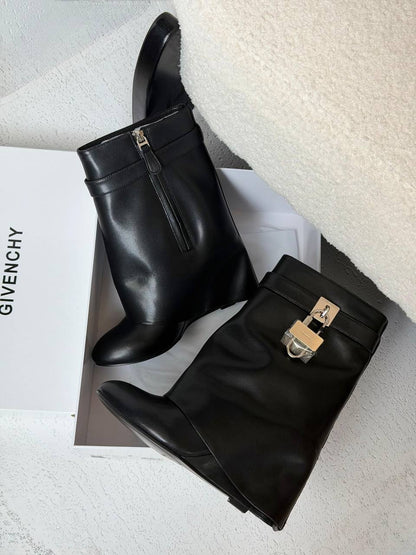 Givenchy Boots - Black