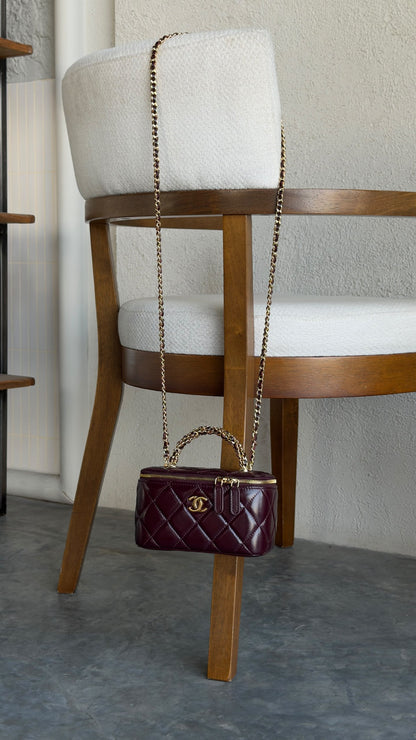 Chanel Vanity Shoulder Bag - Burgundy