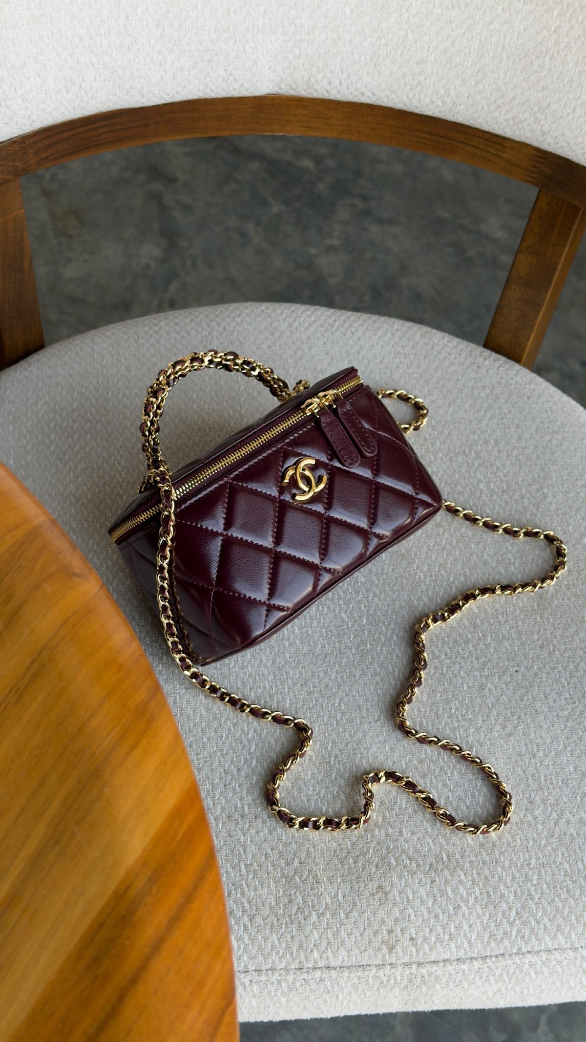 Chanel Vanity Shoulder Bag - Burgundy