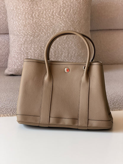 Hermès Tote Bag - Black, Light Blue, Burgundy, White, Beige, Orange, Dark Grey