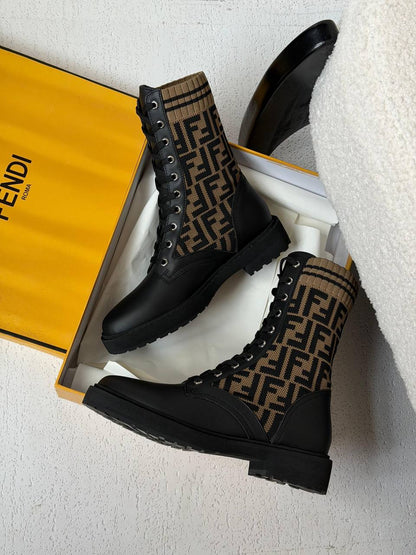 Fendi Boots - Black