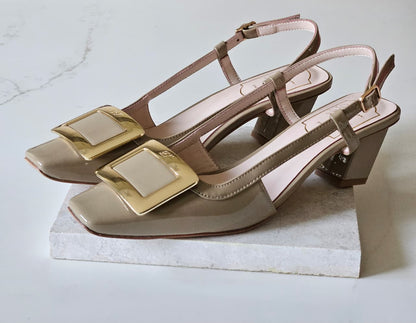 Roger Vivier Heels Square Buckle - Beige