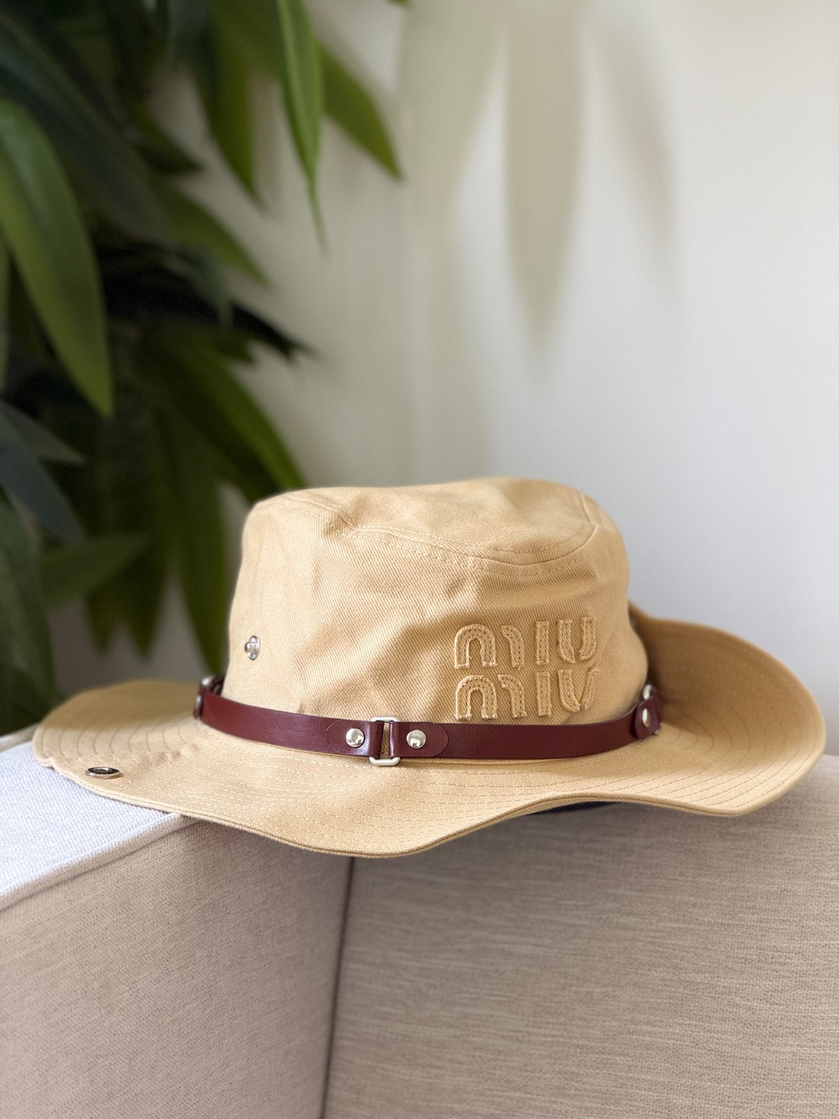 Miu Miu Band Hat - Beige