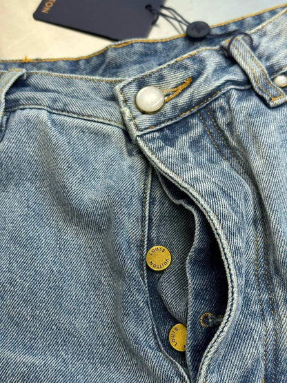 Louis Vuitton Pants - 