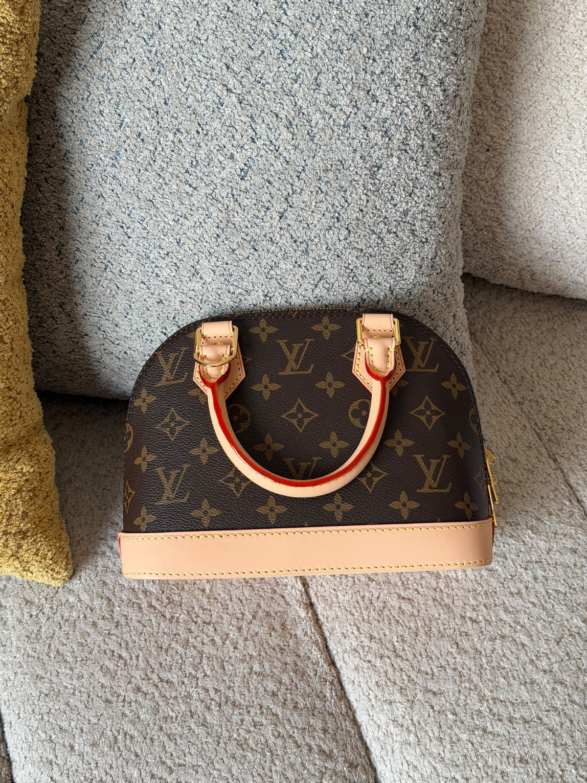 Louis Vuitton Handbag - Brown Monogram