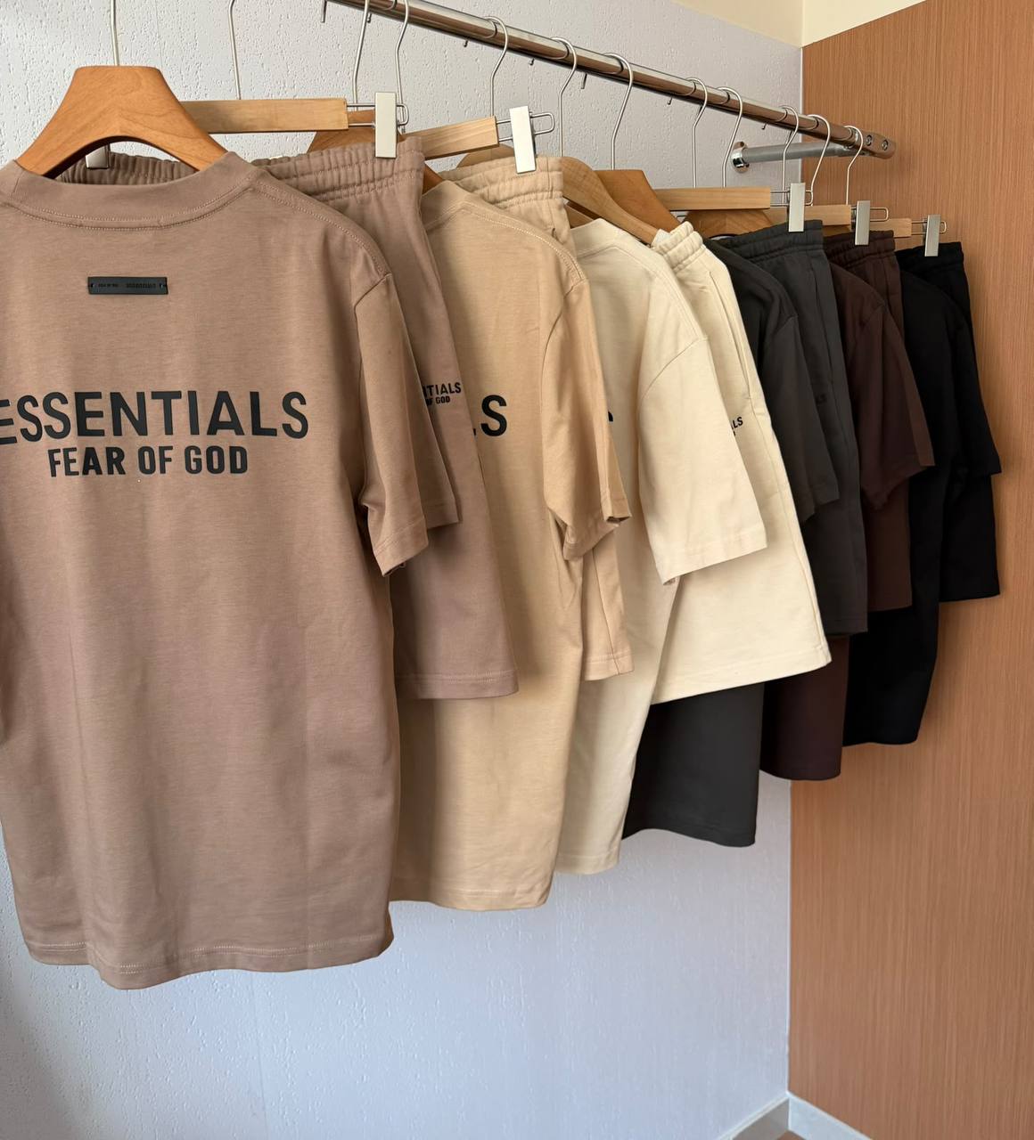 Essential Set - 
