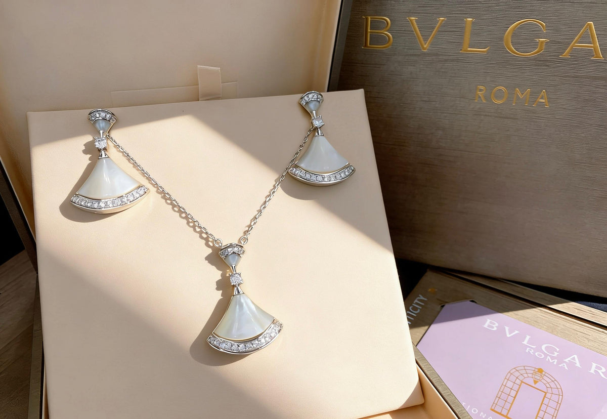 Bulgari Jewelry Set - Silver