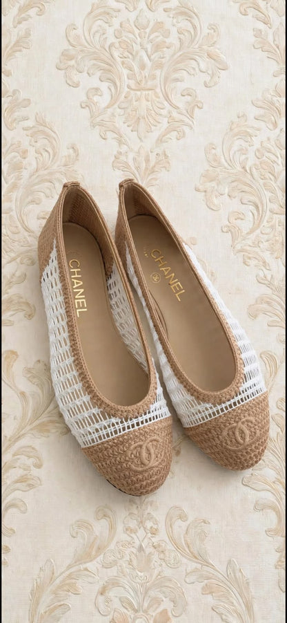Chanel Ballerina - Beige & White