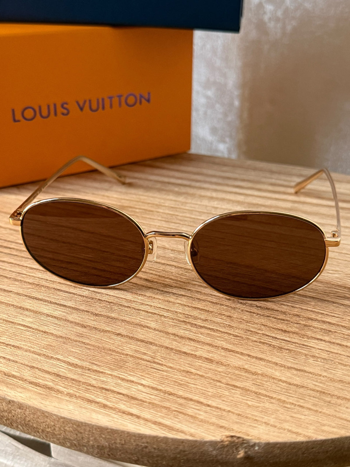 Louis Vuitton Oval Sunglasses - 