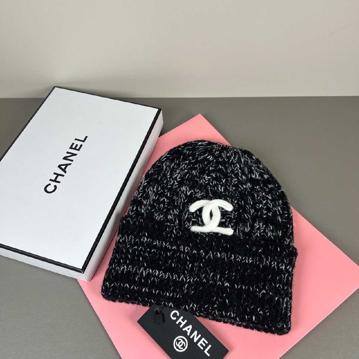 Chanel Flecked Knit Beanie - Black