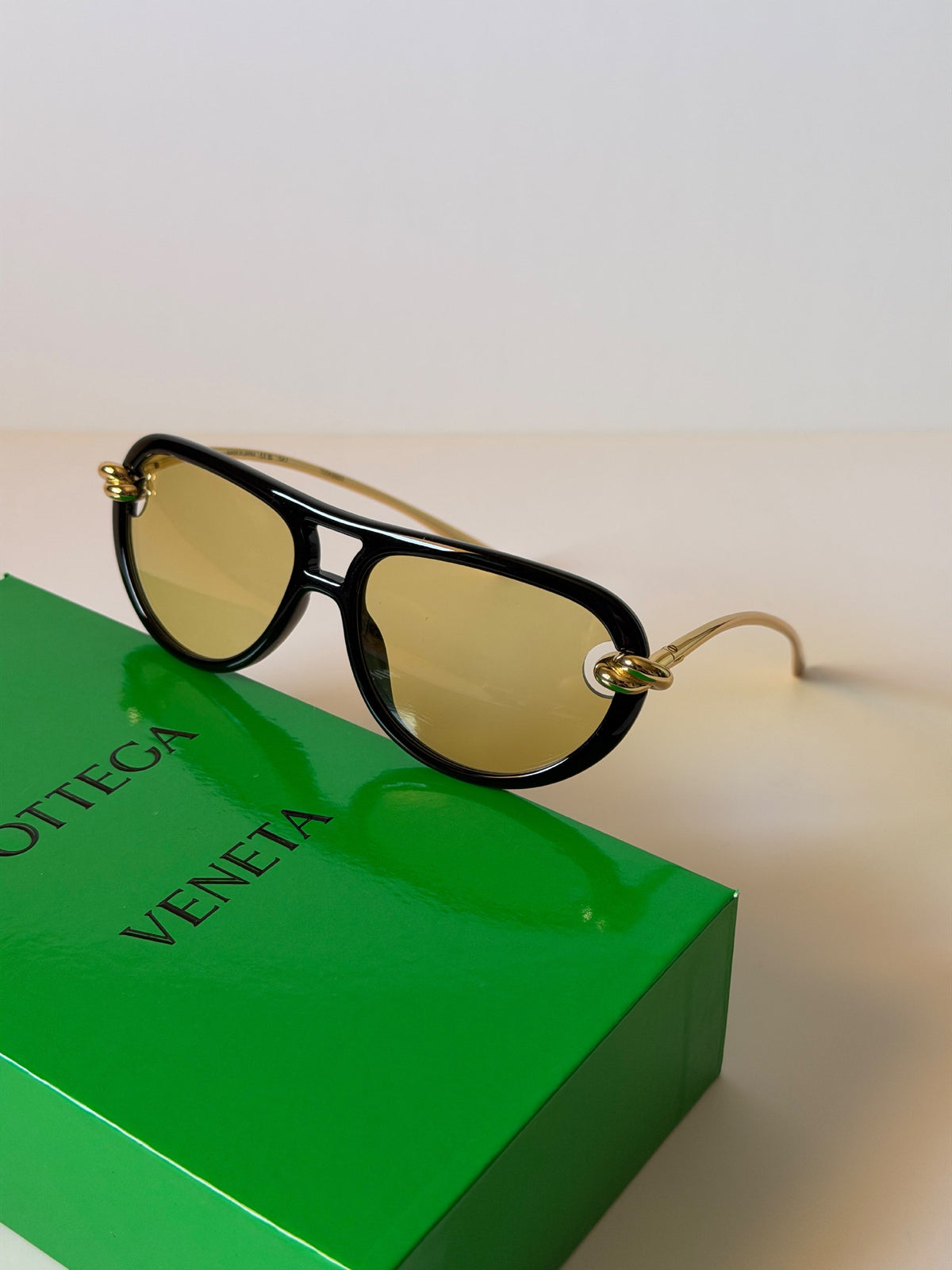Bottega Veneta Sunglasses - 