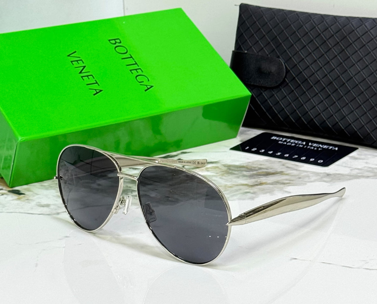 Bottega Veneta Sunglasses - 
