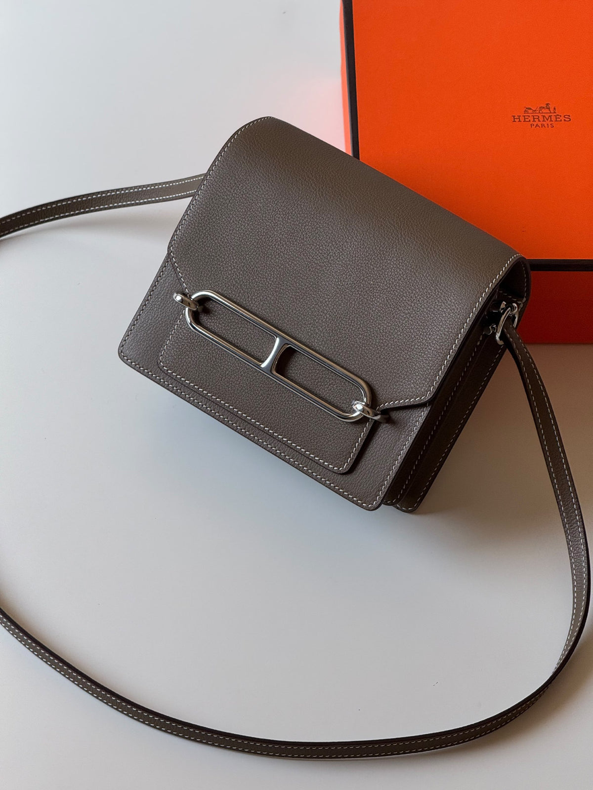 Hermès Roulis Shoulder Bag - Grey
