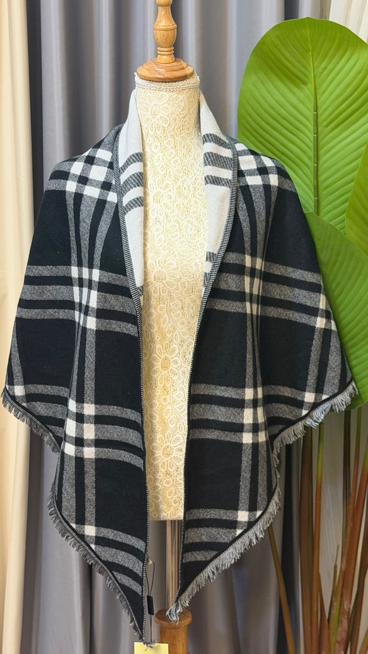 Burberry Scarf - Black