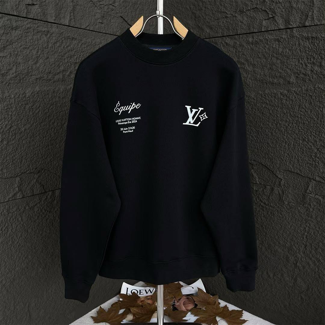 Louis Vuitton Sweatshirt - 