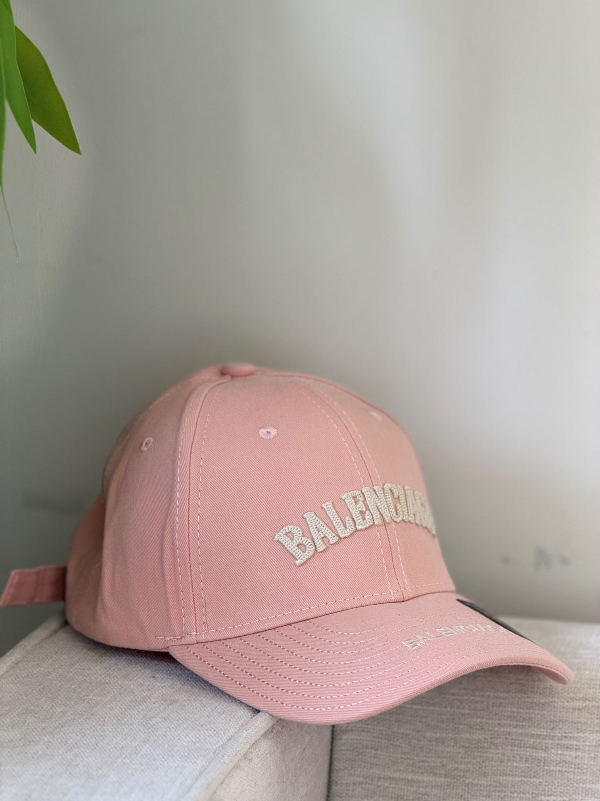 Balenciaga Script-Logo Cap - Pink