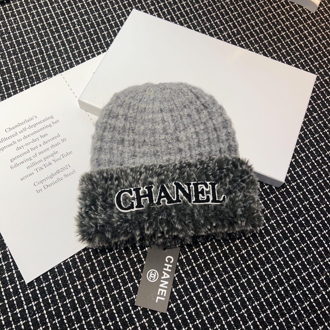 Chanel Beanie - Grey