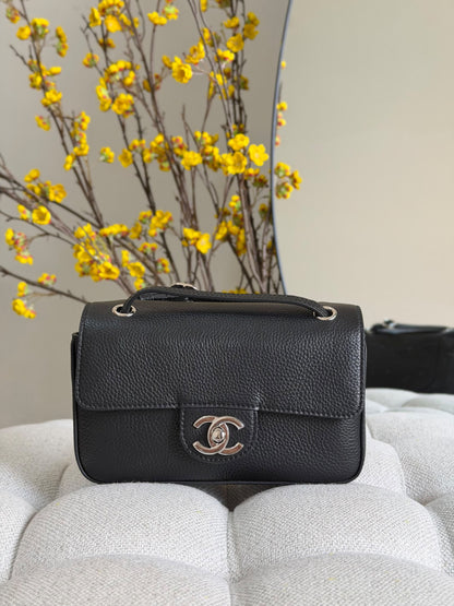 Chanel Shoulder Bag - Black