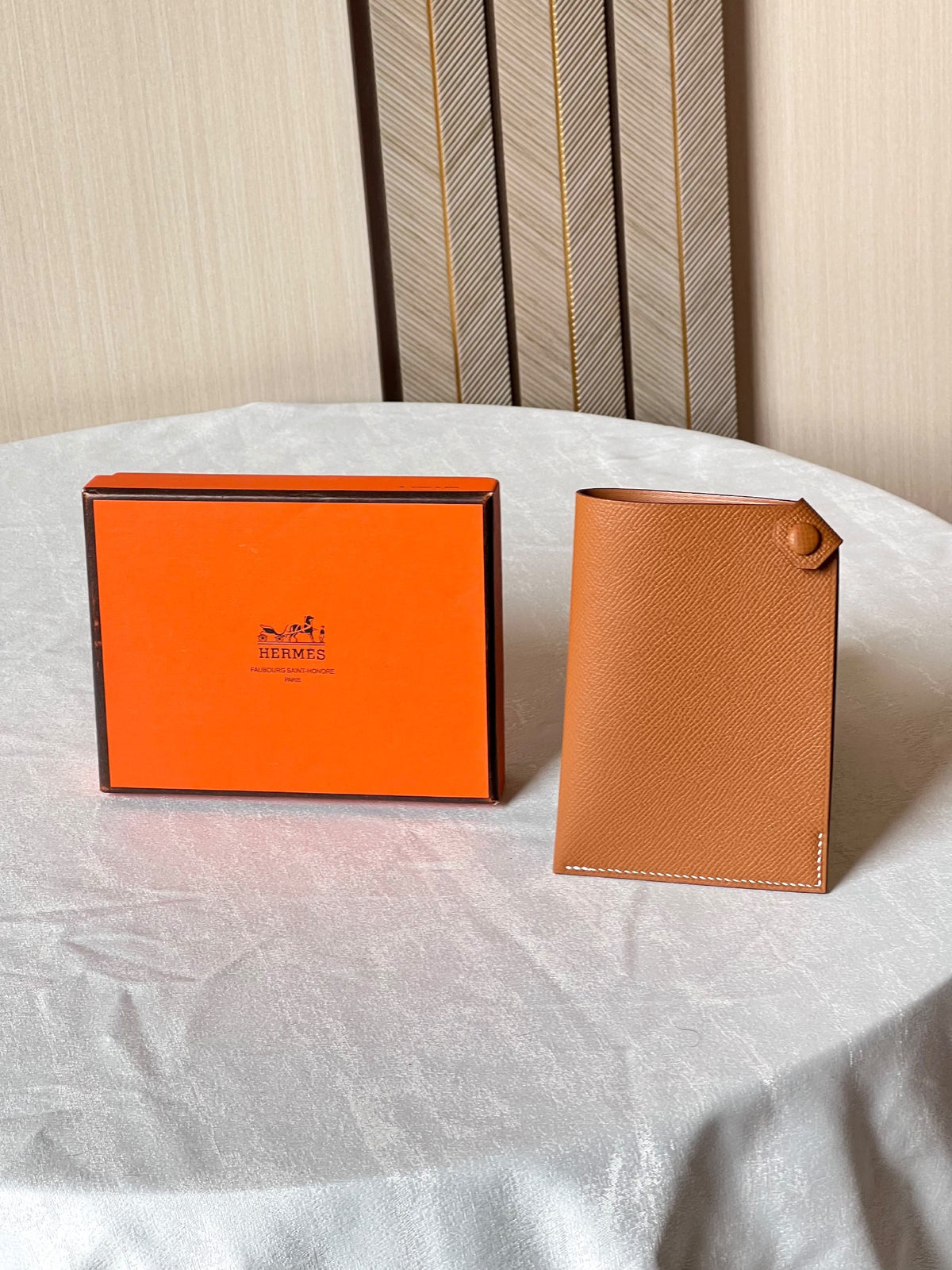 Hermès Passport Cover - Brown, Black