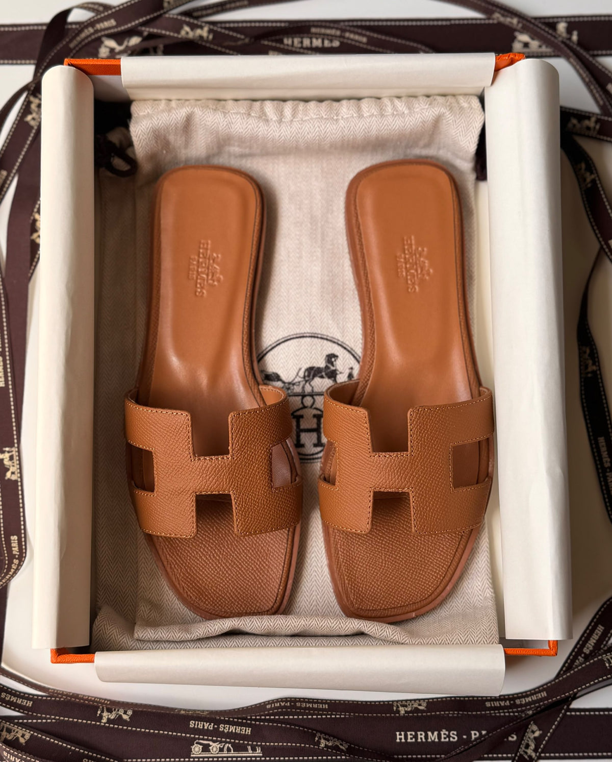 Hermès H-Strap Slippers - Brown