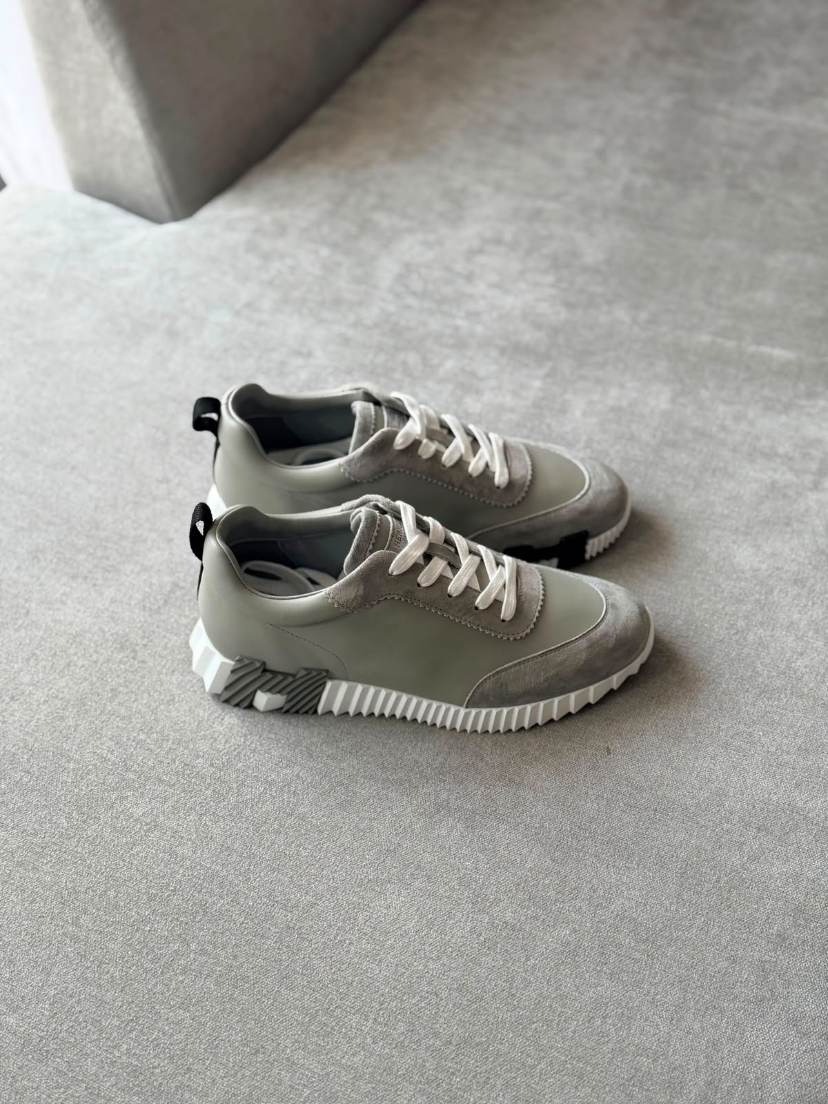 Hermès Bouncing Sneakers - Grey Suede