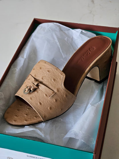 Loro Piana Heels - Beige Embossed