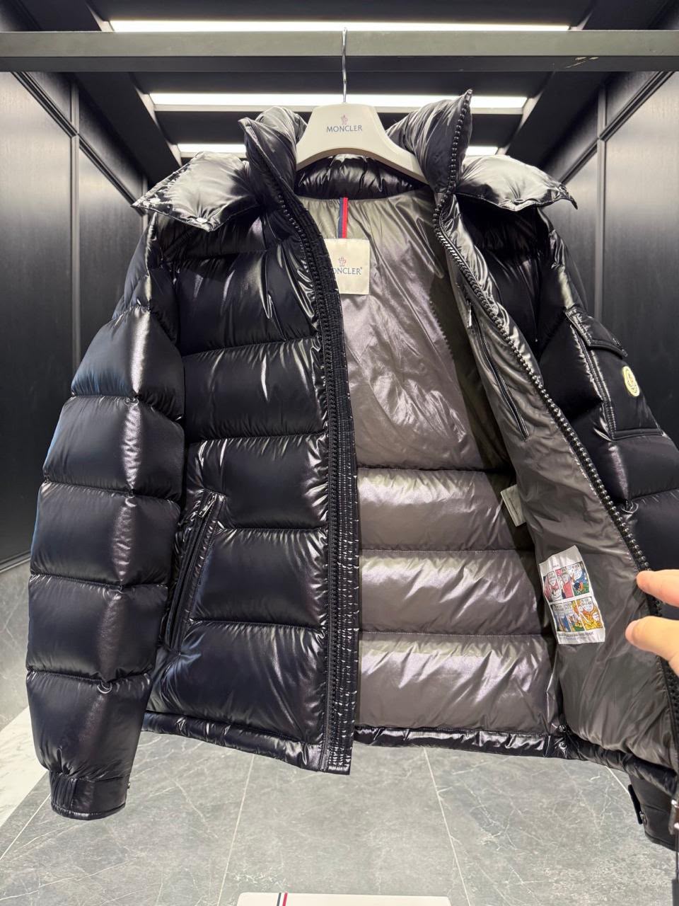 Moncler Maya Puffer Jacket - Black