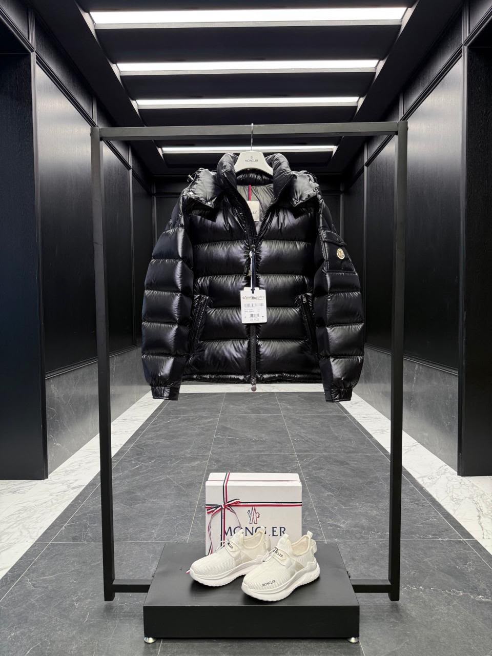 Moncler Maya Puffer Jacket - Black