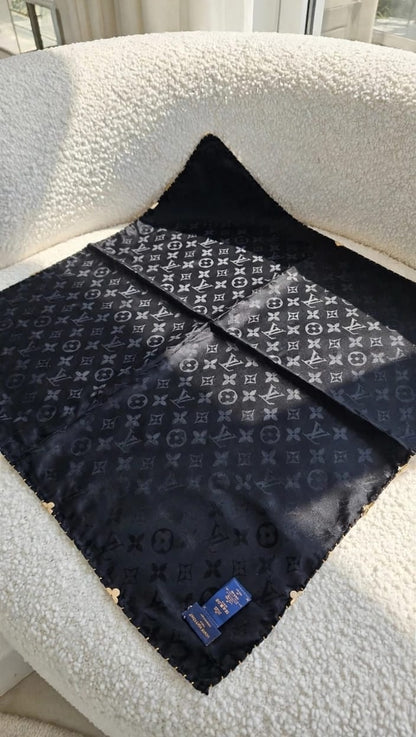 Louis Vuitton Scarf - Black Monogram