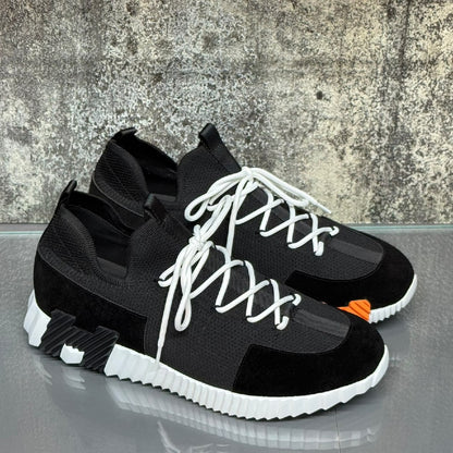 Hermès Ribbed-Sole Sneakers - Black