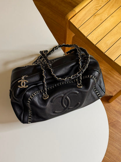 Chanel Shoulder Bag - Black