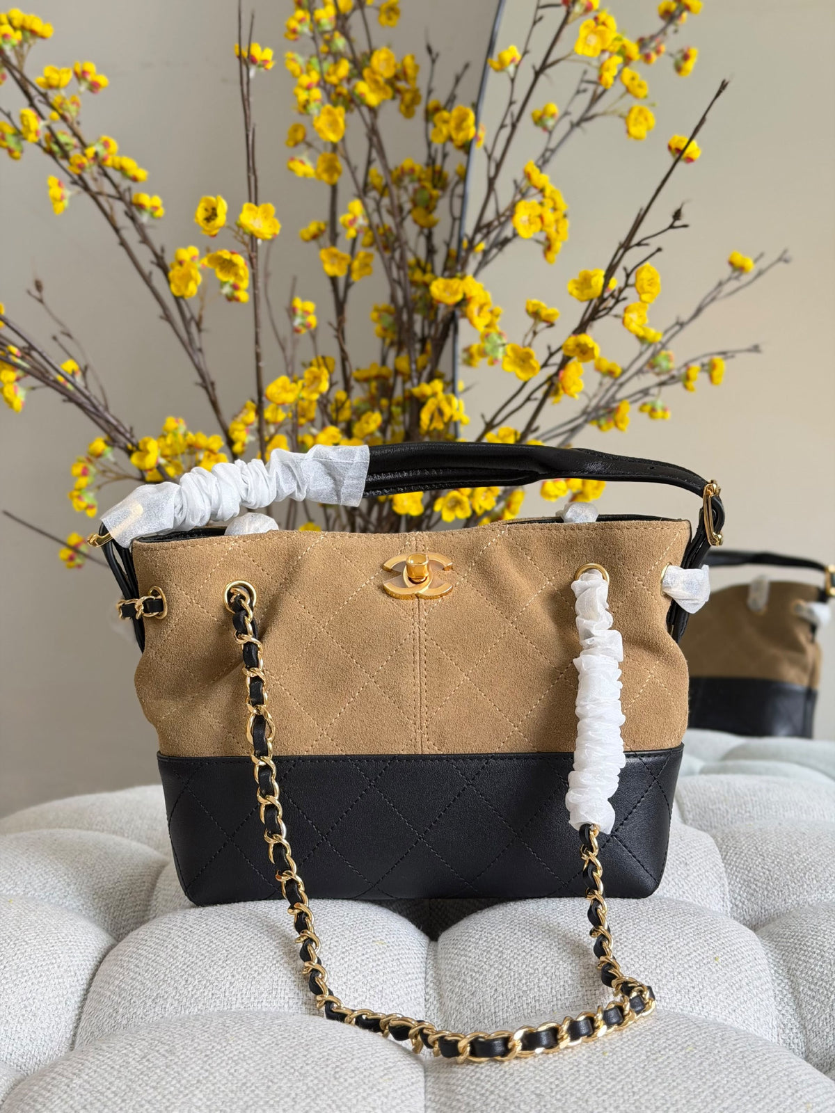 Chanel Chain-Handle Tote Bag - Black